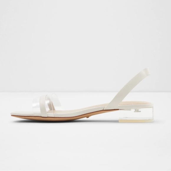 Aldo super chic and comfortable white Macyflex sandals with lucite heel - Picture 2 of 8